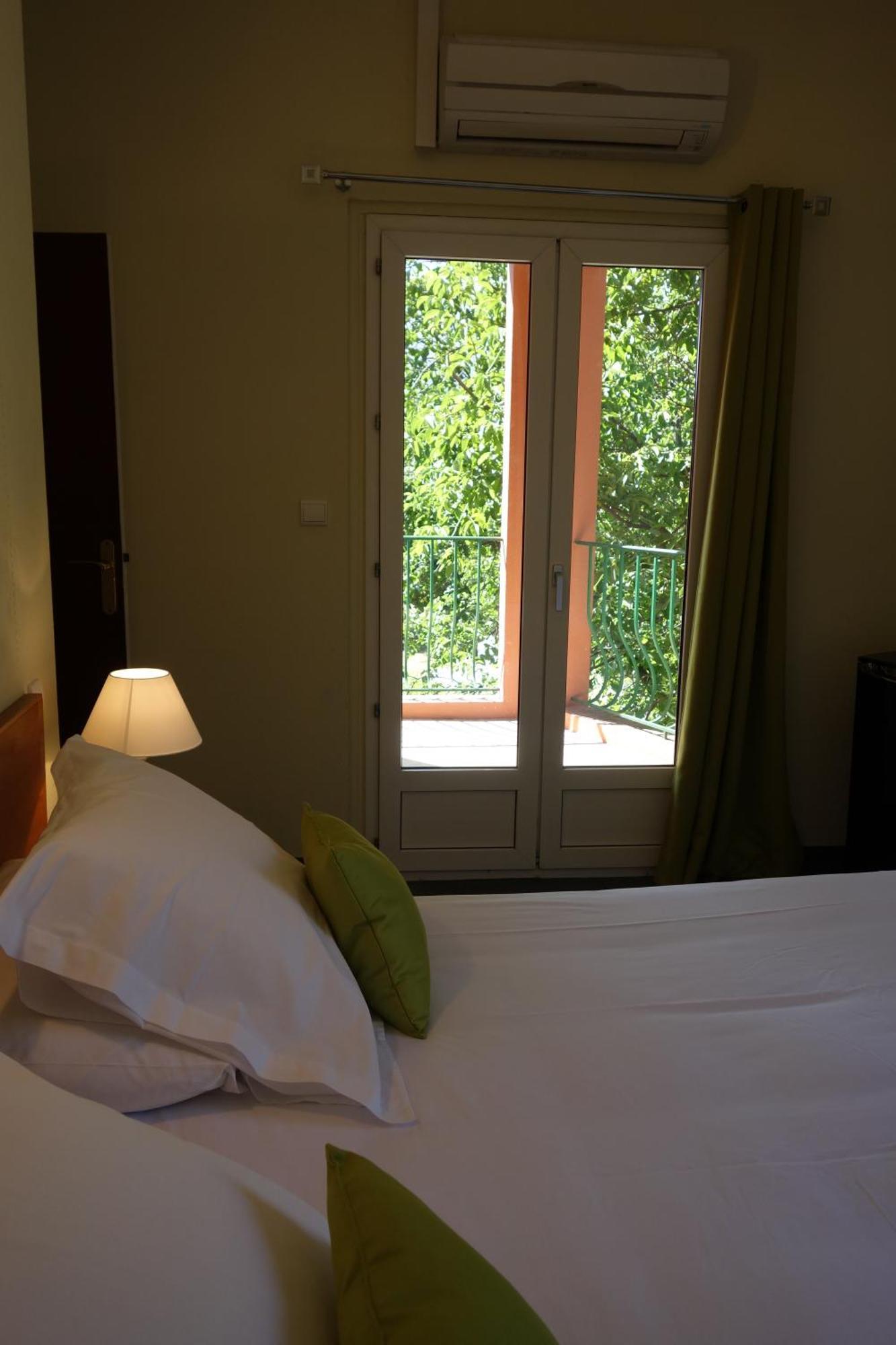 Hotel Le Prejoly Saint-Vallier-de-Thiey Room photo